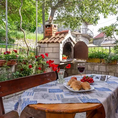 Holiday Home Nada Holiday home *